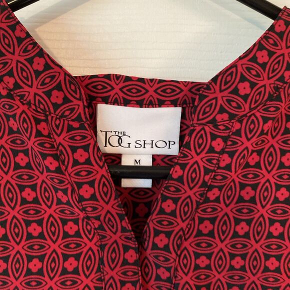 The Tog Shop Women’s Tunic Size Medium V Neck Geometric Red 3/4 Sleeve - Picture 2 of 11